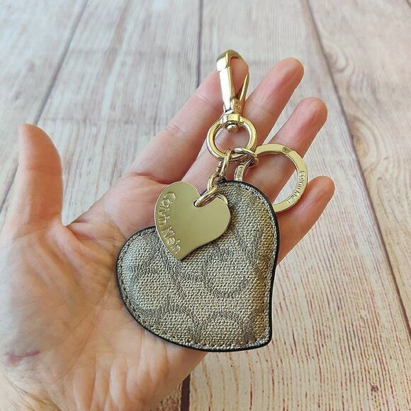 Calvin Klein signature logo hearts key ring - Picture 3 of 7